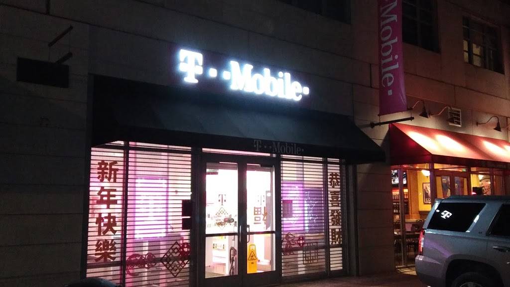 T-Mobile | 21 Revere Beach Pkwy, Medford, MA 02155, USA | Phone: (781) 396-0569