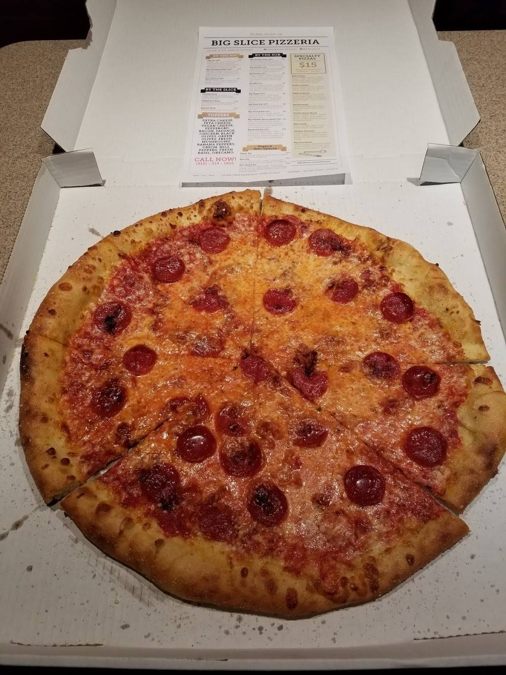 Big Slice Pizzeria | 236 New Towne Square Dr, Toledo, OH 43612, USA | Phone: (419) 214-1816