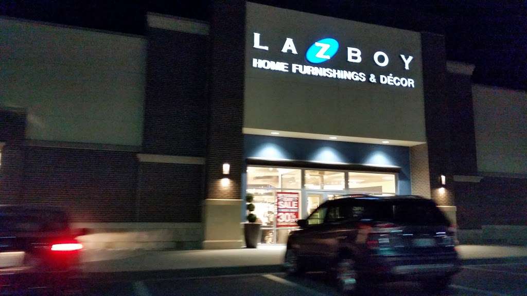 La-Z-Boy Home Furnishings & Décor | 8550 NE Flintlock Rd, Kansas City, MO 64157, USA | Phone: (816) 792-9901