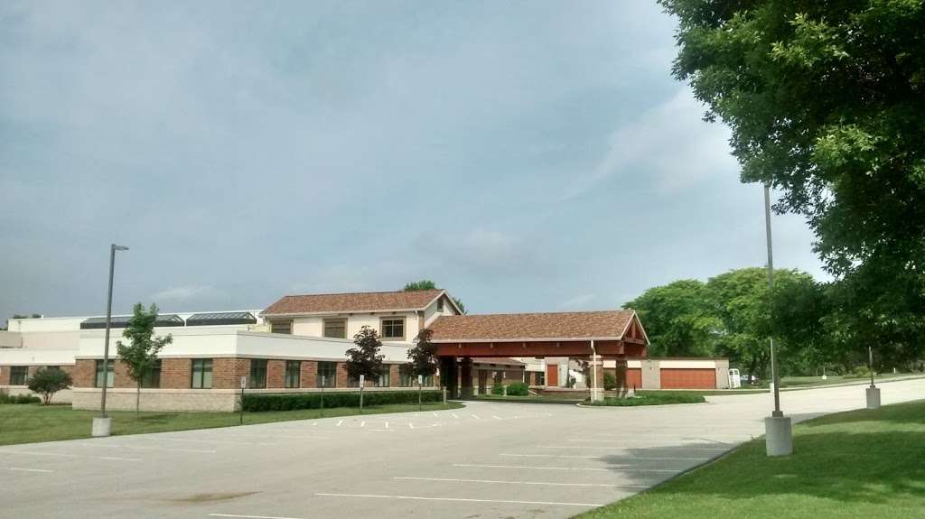 Schoenstatt Retreat Center | W284n698 Cherry Ln, Waukesha, WI 53188 | Phone: (262) 522-4300