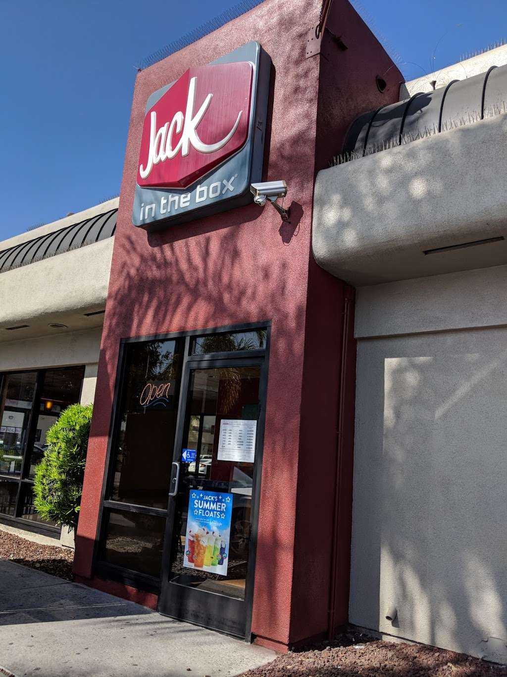 Jack in the Box | 1000 W Rosecrans Ave, Gardena, CA 90247, USA | Phone: (310) 538-3149