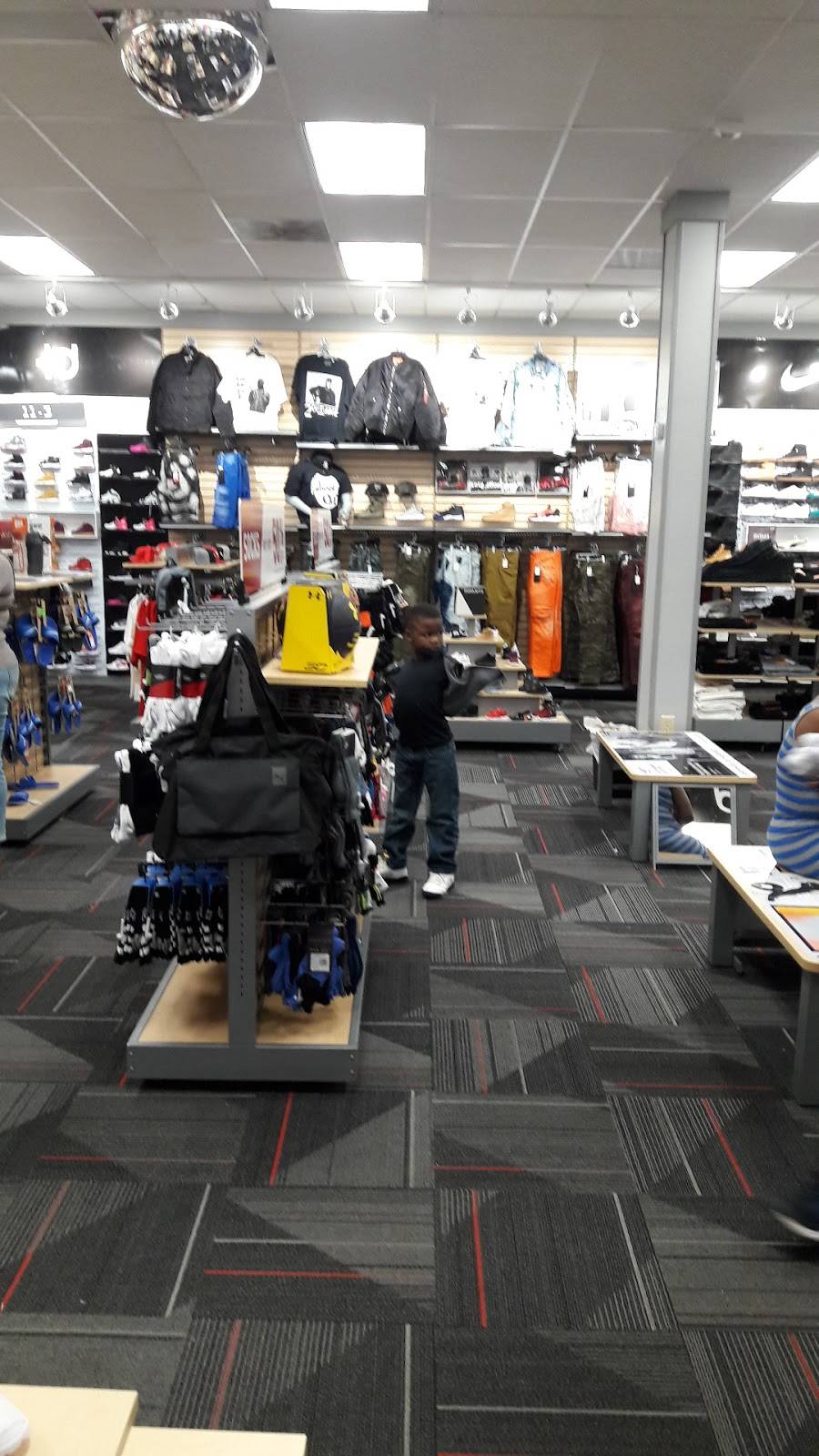 Hibbett Sports | 4520 S Orange Blossom Trail, Orlando, FL 32839, USA | Phone: (407) 850-5060