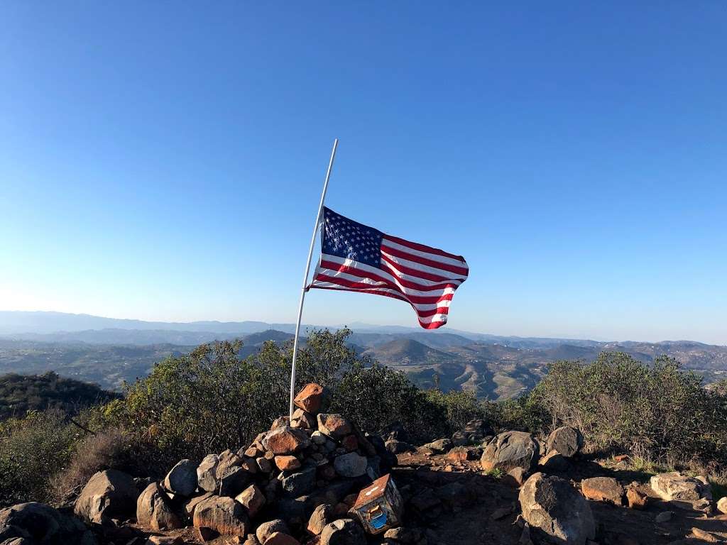 Monserate Mtn Trailhead | 243 Horse Ranch Creek Rd, Fallbrook, CA 92028, USA