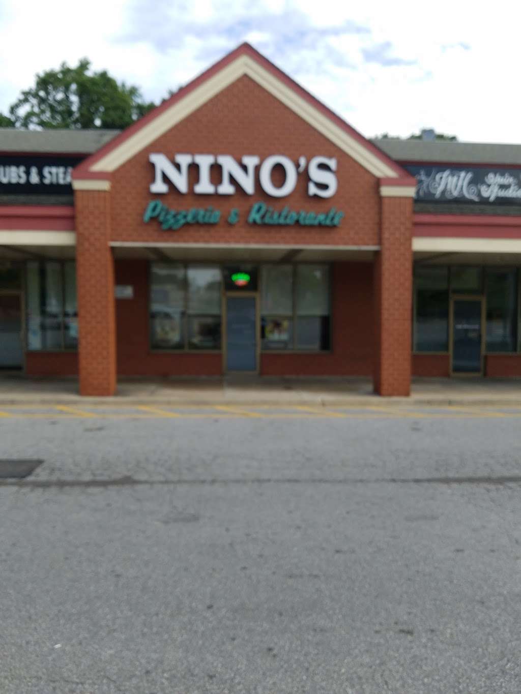 Ninos Pizza | 1663 Pulaski Hwy, Bear, DE 19701, USA | Phone: (302) 834-3636