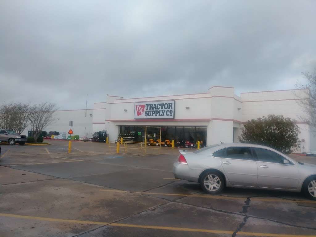 Tractor Supply Co. | 4715 7th St, Bay City, TX 77414, USA | Phone: (979) 244-8951