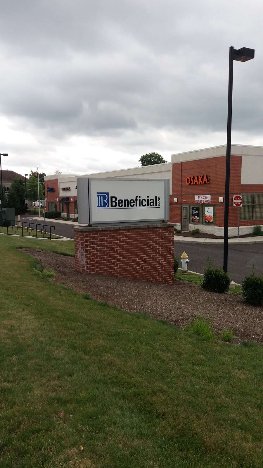 Beneficial Bank | 1600 Sumneytown Pike, Lansdale, PA 19446 | Phone: (215) 393-5214