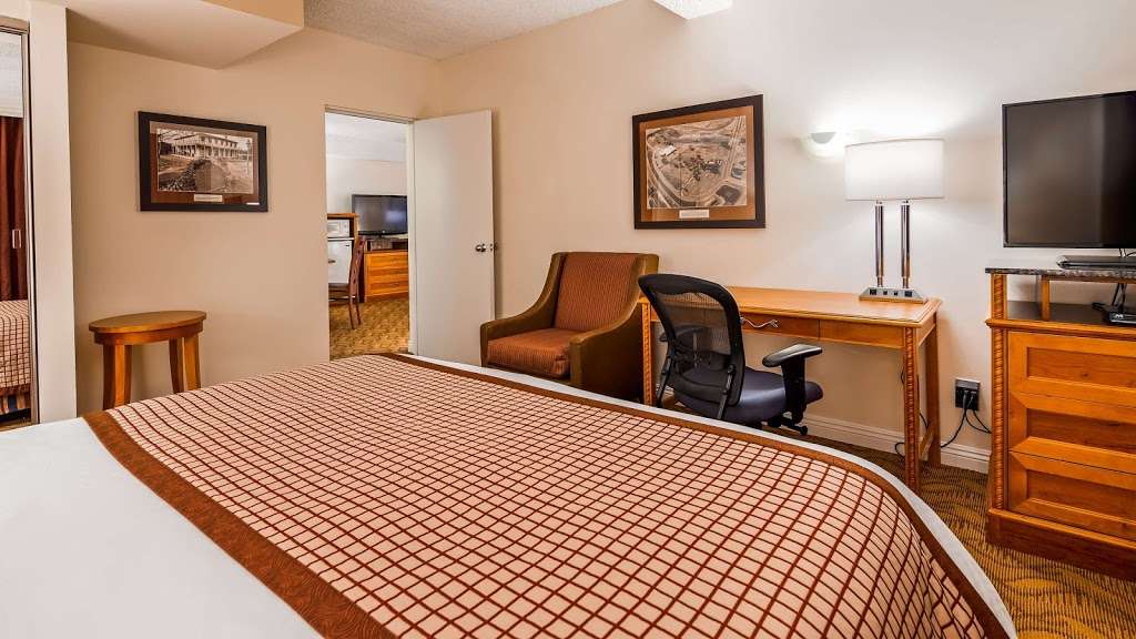 Best Western Plus Thousand Oaks Inn | 75 W Thousand Oaks Blvd, Thousand Oaks, CA 91360, USA | Phone: (805) 497-3701