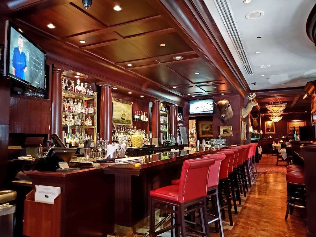 The Capital Grille | THE GALLERIA, 5365 Westheimer Rd, Houston, TX 77056, USA | Phone: (713) 623-4600