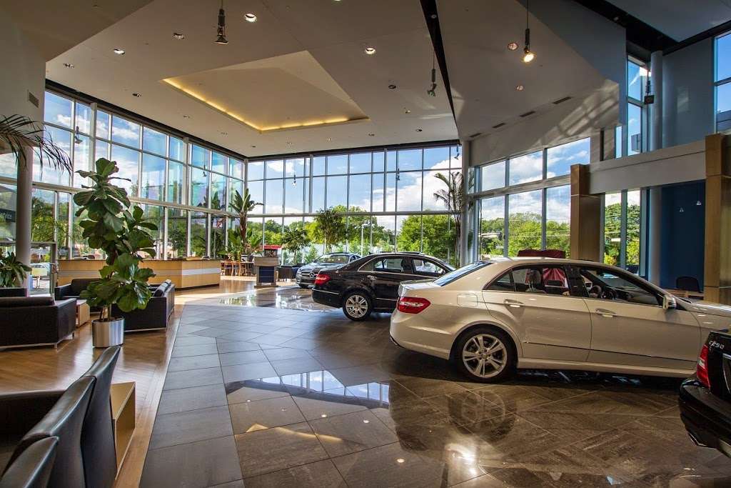 Mercedes-Benz of Fort Washington | 404 Pennsylvania Ave, Fort Washington, PA 19034, USA | Phone: (215) 646-7700