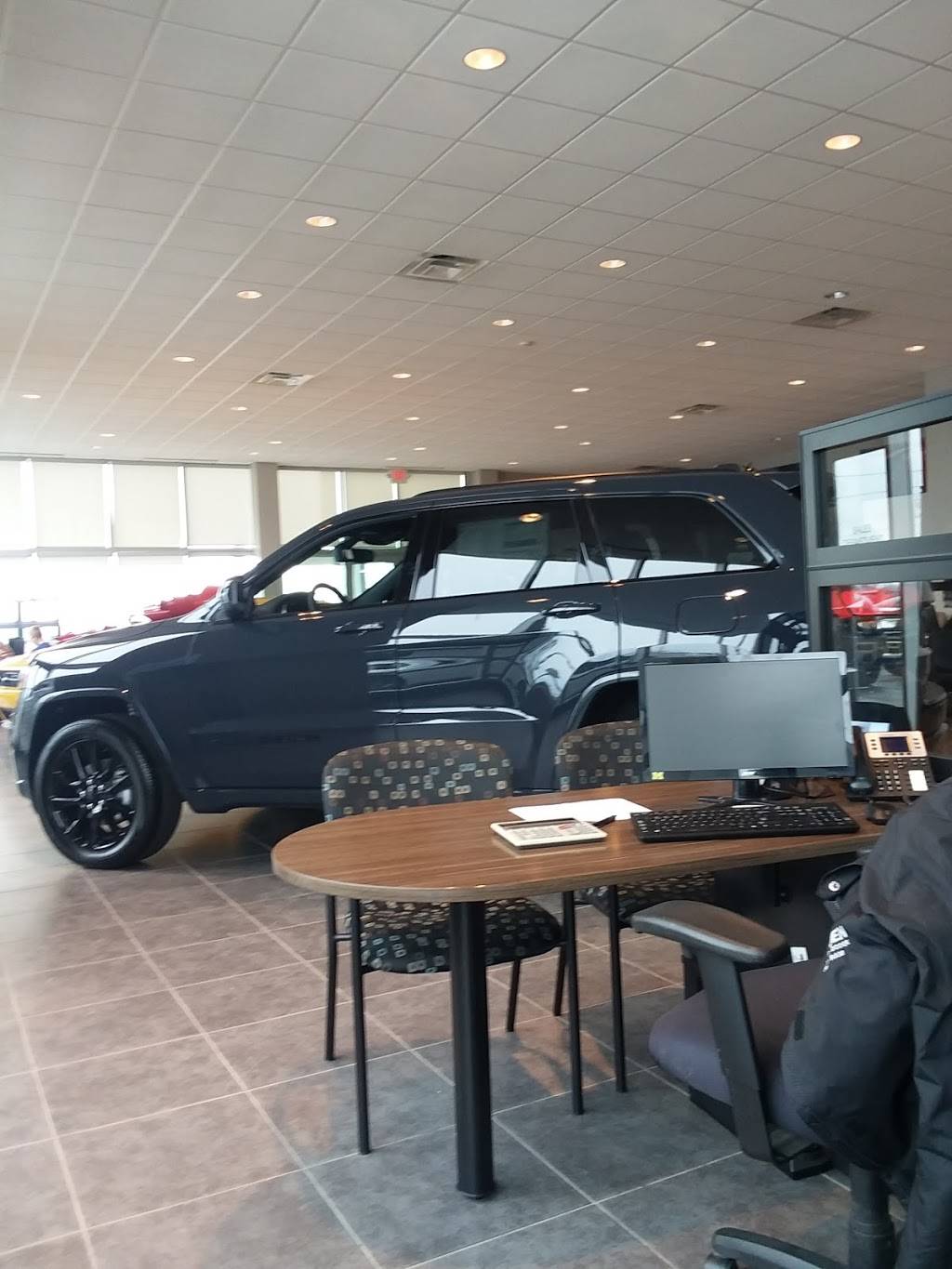 Rouen Chrysler Dodge Jeep Ram | 1091 Fremont Pike, Woodville, OH 43469, USA | Phone: (419) 837-6228