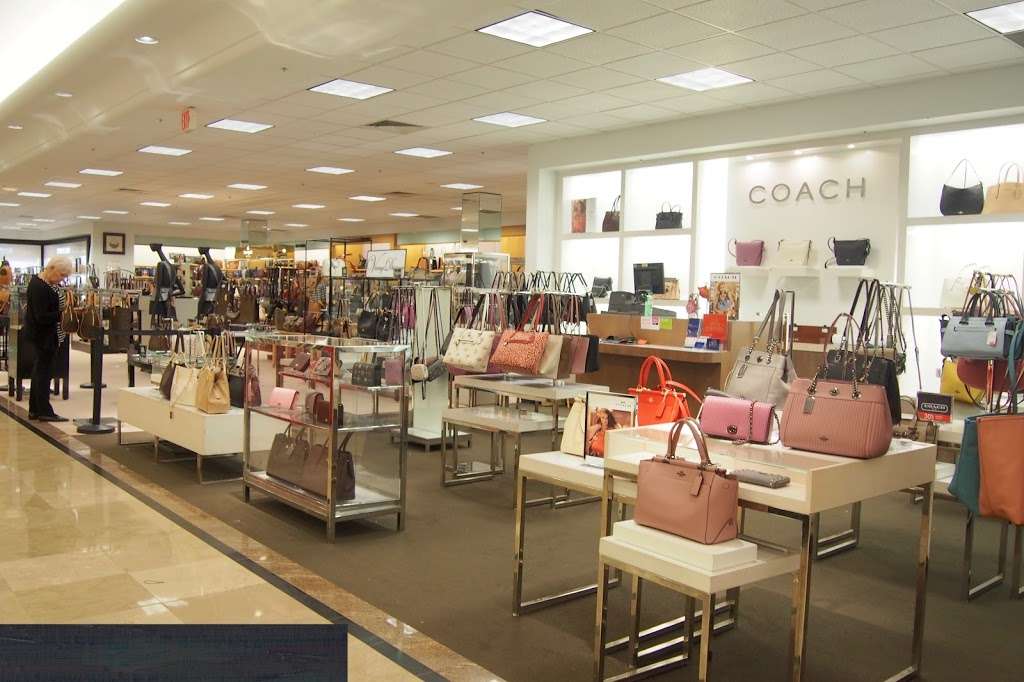 Dillards | 1700 W International Speedway Blvd, Daytona Beach, FL 32114 | Phone: (386) 255-8161