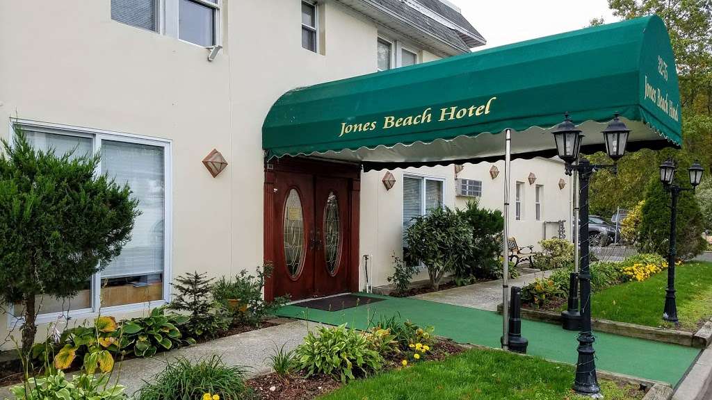 Jones Beach Hotel | 3275 Byron St, Wantagh, NY 11793, USA | Phone: (516) 785-2020
