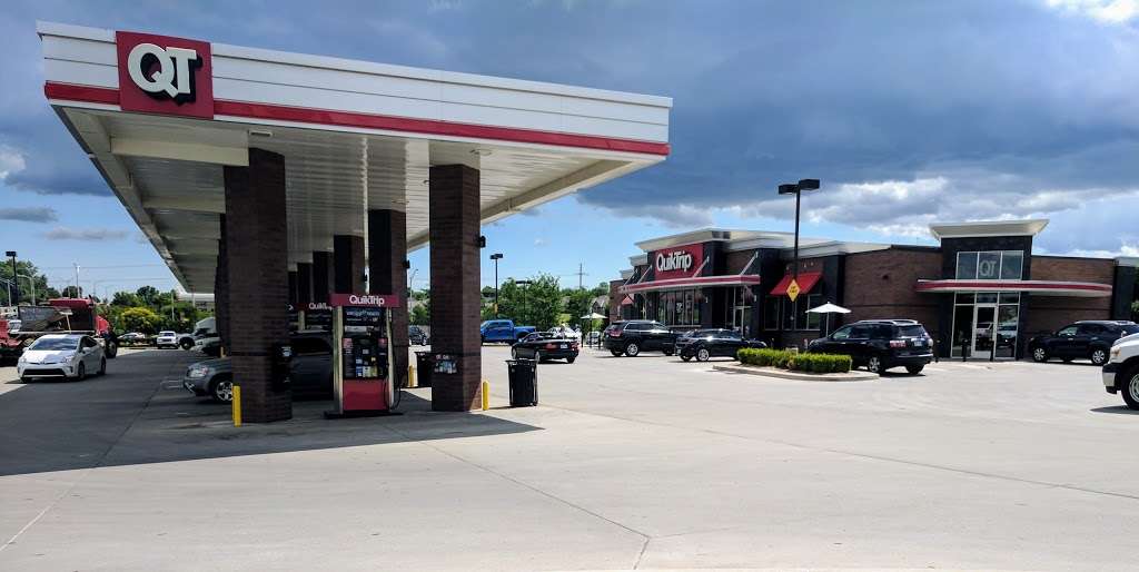 QuikTrip | 11070 Pflumm Rd, Lenexa, KS 66215 | Phone: (913) 339-9236