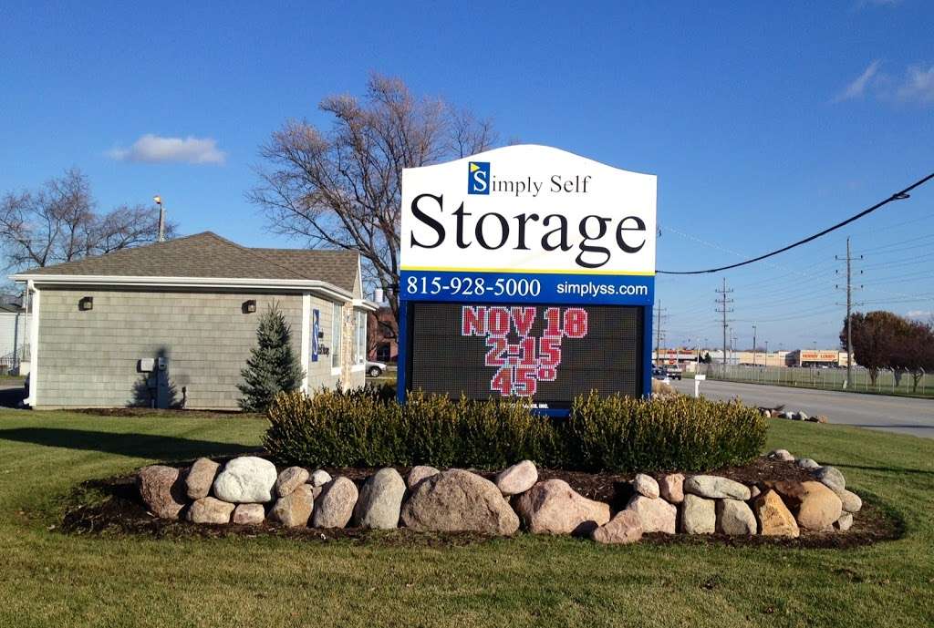 Simply Self Storage | 1847 Armour Rd, Bourbonnais, IL 60914, USA | Phone: (815) 928-5000