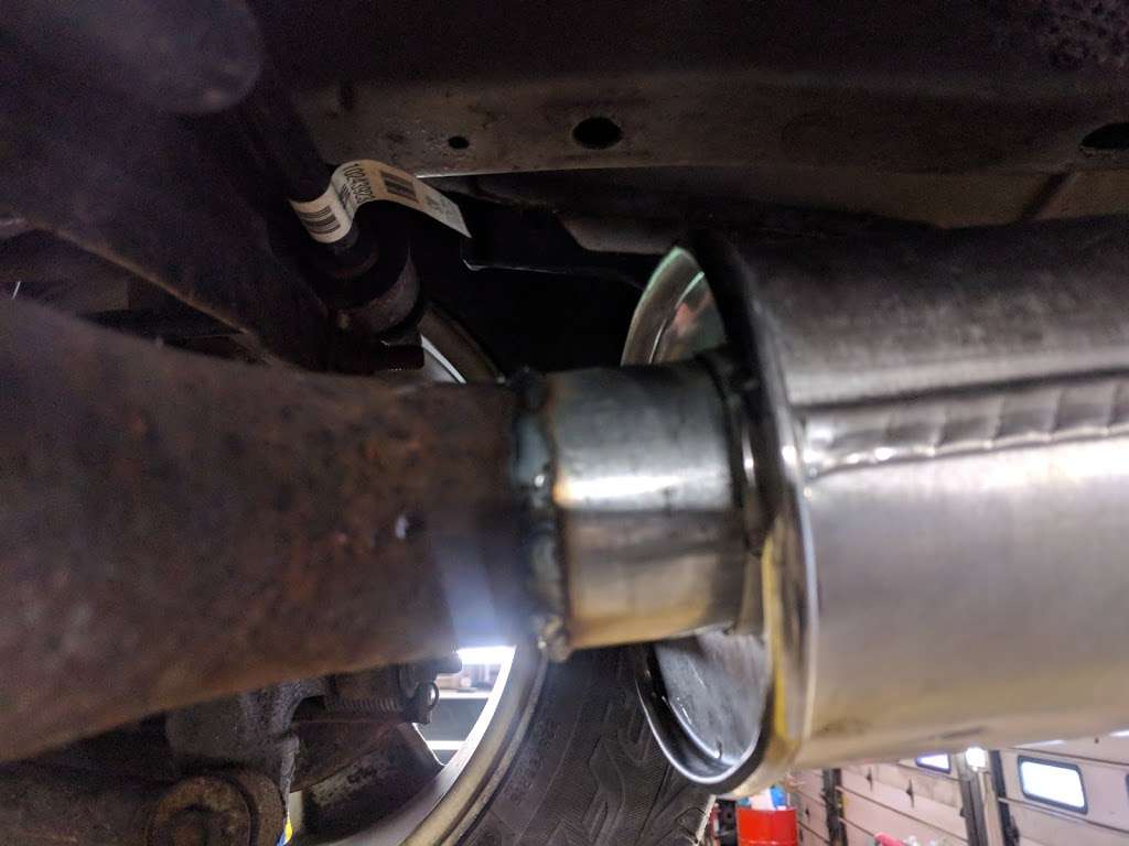 Meineke Car Care Center | 227 Daniel Webster Hwy, Merrimack, NH 03054, USA | Phone: (603) 261-2302