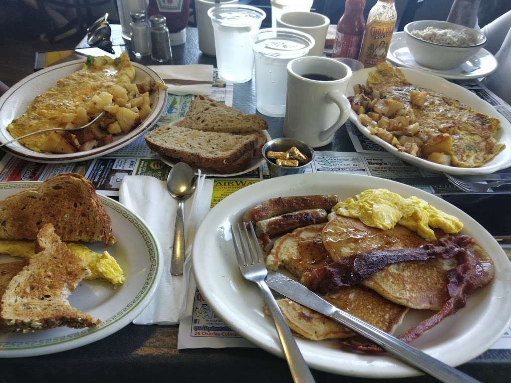 Karens Diner | 56 NY-22, Pawling, NY 12564, USA | Phone: (845) 878-6654