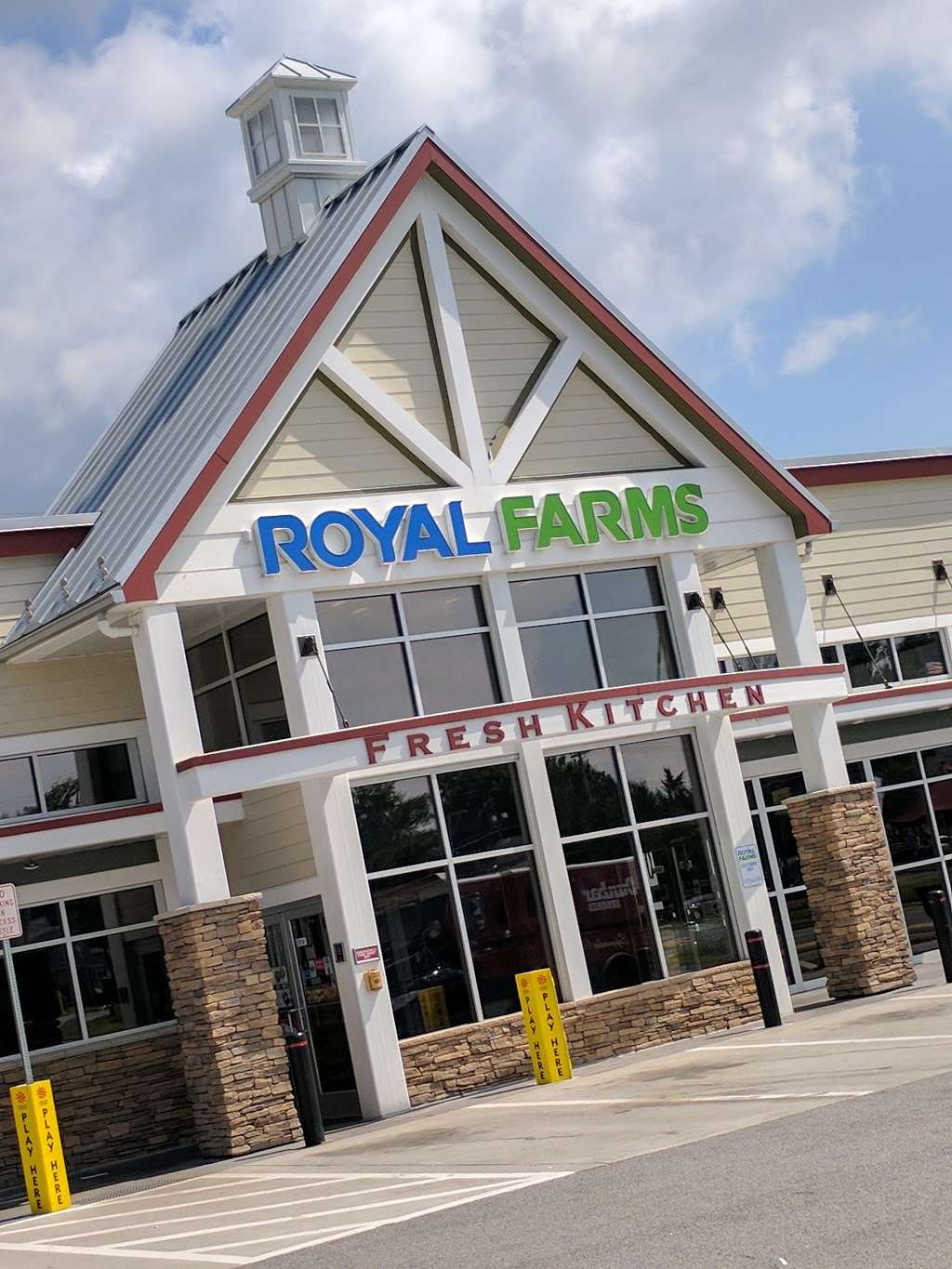 Royal Farms | 803 Pulaski Hwy, Havre De Grace, MD 21078, USA | Phone: (410) 939-0249