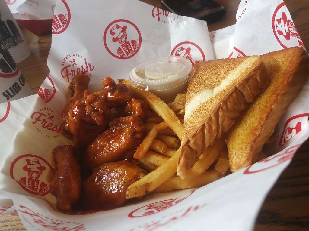 Slim Chickens | 23320 Mercantile Pkwy, Katy, TX 77449, USA | Phone: (281) 347-0100