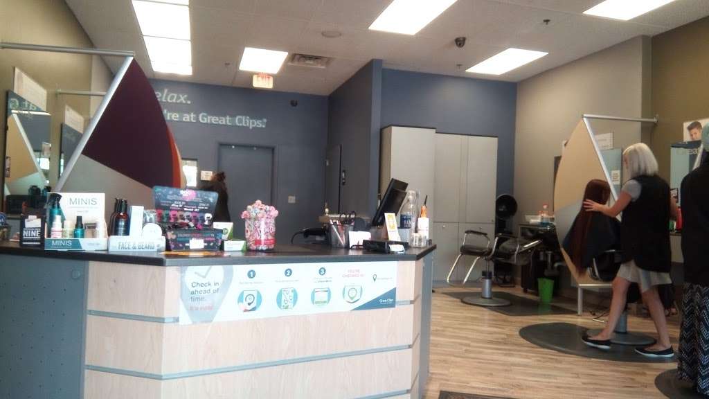 Great Clips | 2274 Griffin Rd, Lakeland, FL 33810, USA | Phone: (863) 940-4876