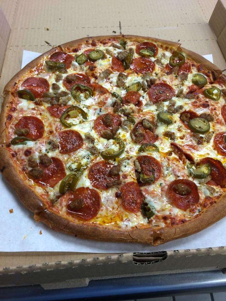 Big Rols Pizza | 10721 Atlantic Ave suite d, Lynwood, CA 90262, USA | Phone: (310) 603-9996