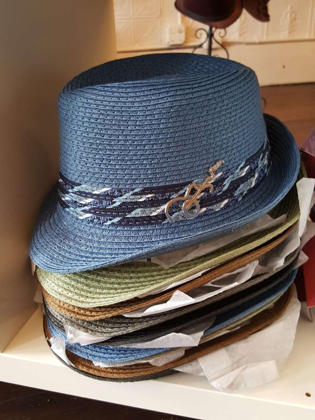 Hat Shop Madison | 81 Main St, Madison, NJ 07940 | Phone: (973) 443-4287