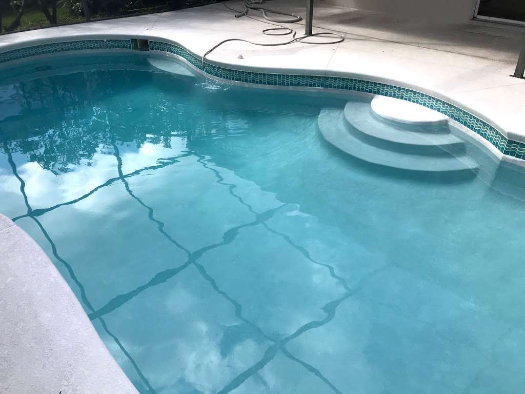 Windermere Pool Cleaning | 11164 Park Ave, Windermere, FL 34786 | Phone: (407) 421-9936