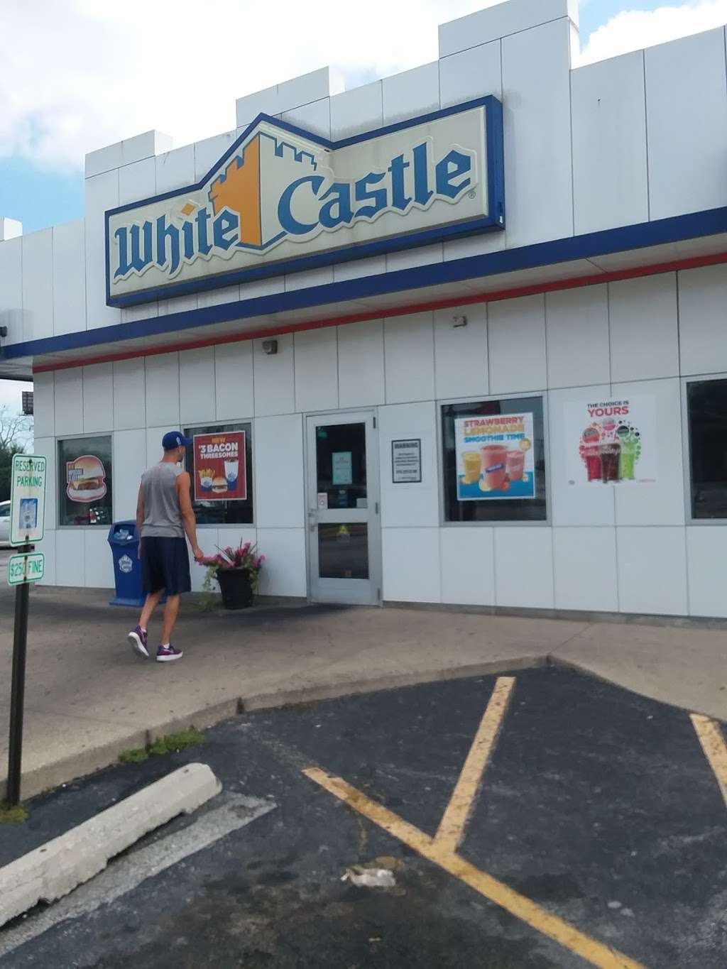 White Castle | 1400 Sibley Blvd, Dolton, IL 60419 | Phone: (708) 868-5494