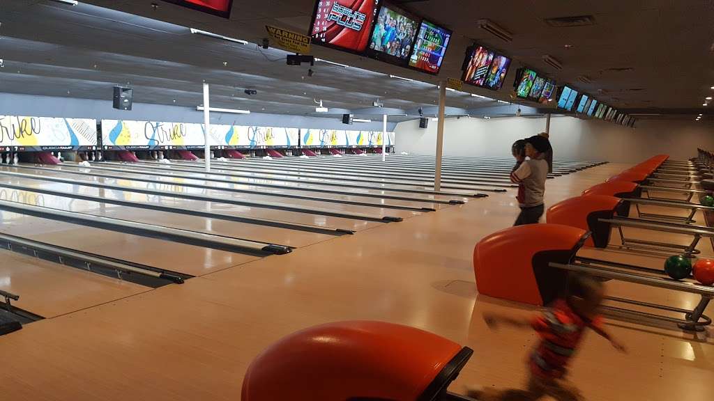 East Windsor Bowl & Recreation Center | 529 US-130, East Windsor, NJ 08520, USA | Phone: (609) 448-2258