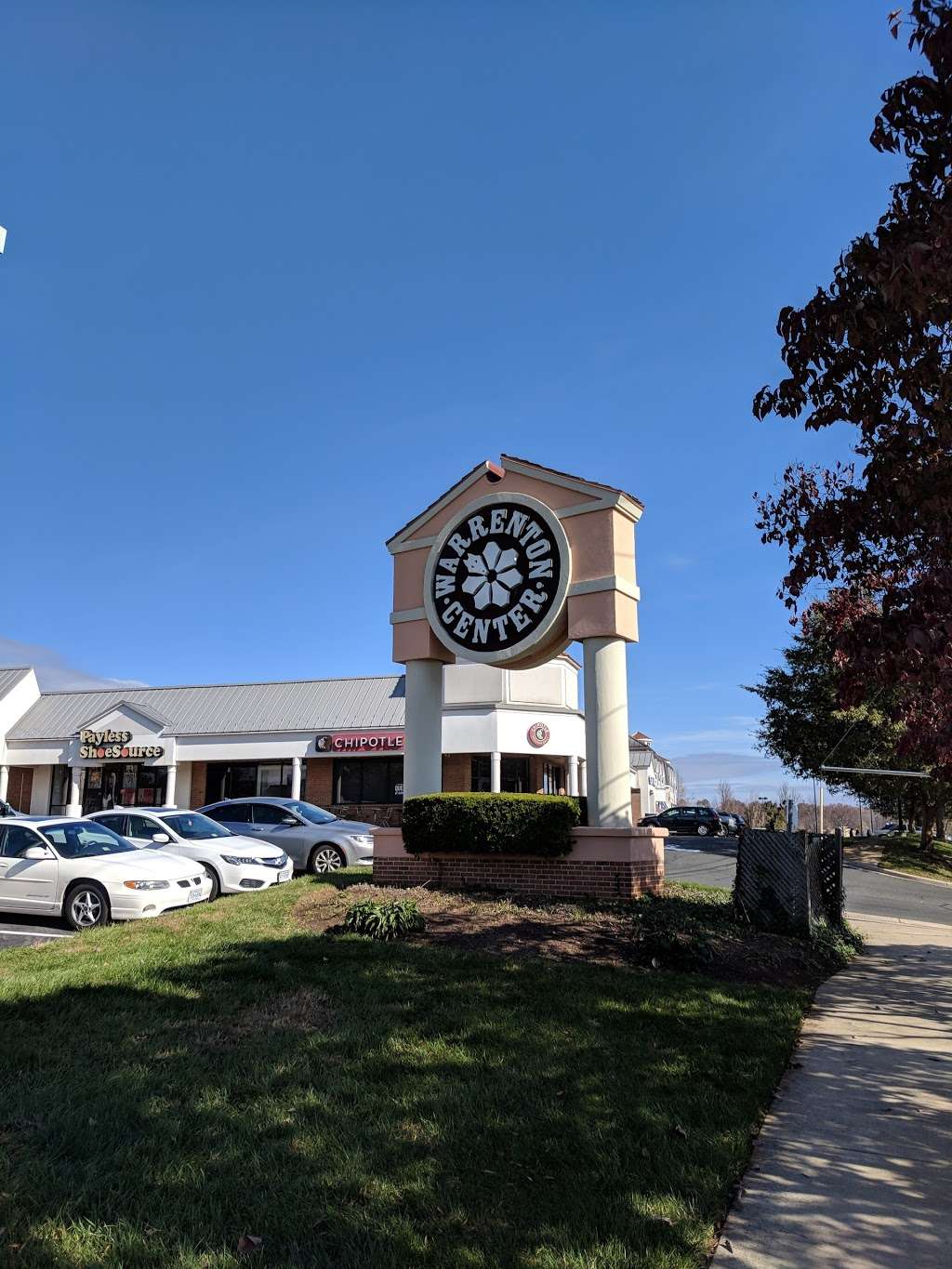 Warrenton Village Center | W Lee Hwy, Warrenton, VA 20186, USA