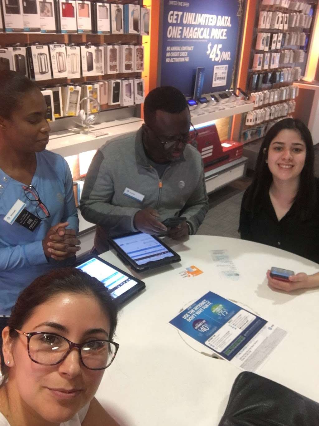 AT&T Store | 3005 Northlake Blvd, Palm Beach Gardens, FL 33403 | Phone: (561) 842-0799