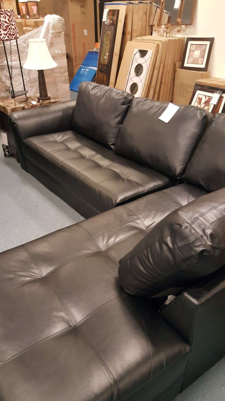 Cheny Furniture - New, Resale, Consignment | 801 E Park Ave, Libertyville, IL 60048 | Phone: (847) 996-0800