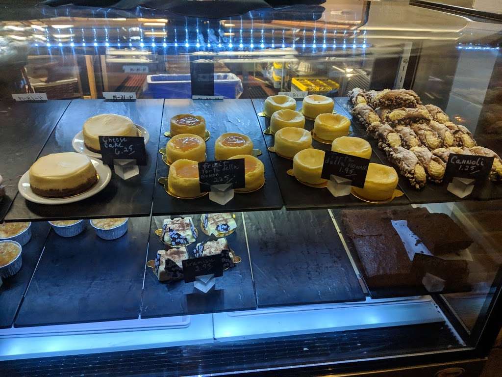 Bistro Tupaz | 5899 Santa Teresa Blvd #101, San Jose, CA 95123, USA | Phone: (408) 578-5860