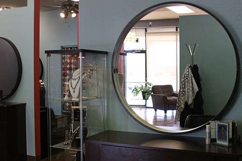 L Streets Salon | 10233 E NW Hwy Suite 424, Dallas, TX 75238, USA | Phone: (214) 801-2424