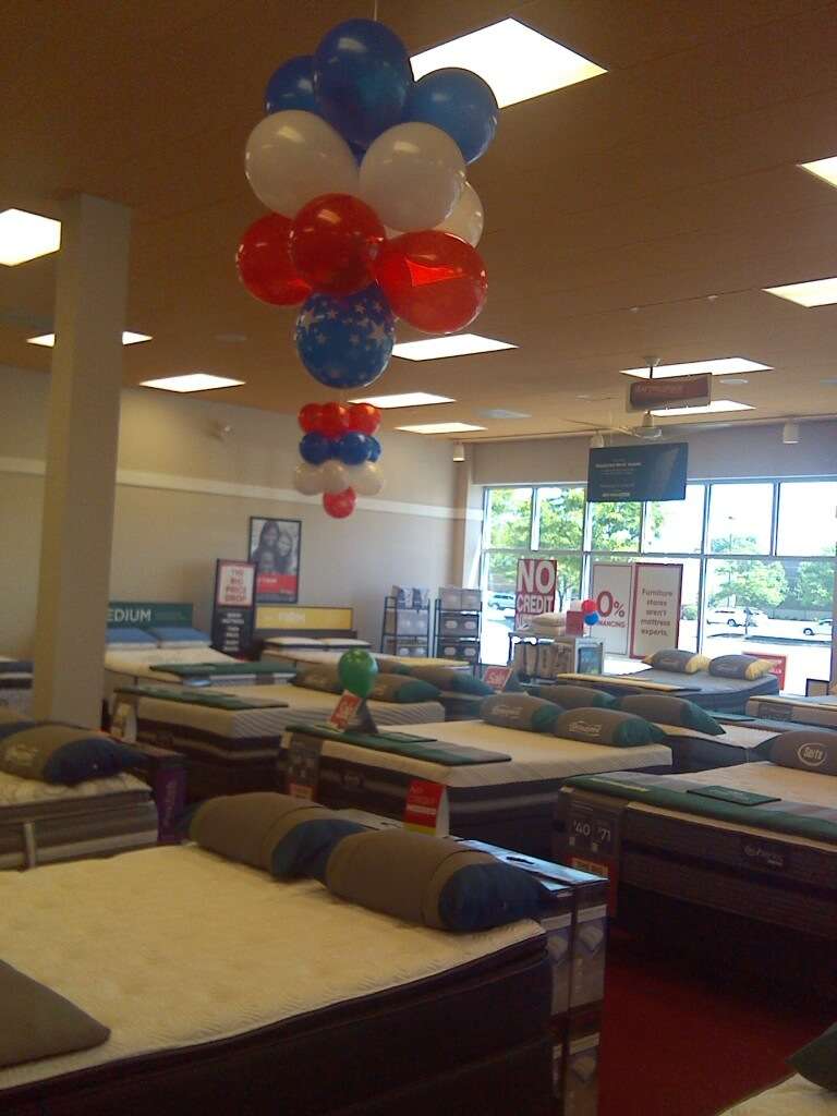 Mattress Firm Trexlertown | 6900 Hamilton Blvd, Trexlertown, PA 18087, USA | Phone: (610) 366-7932