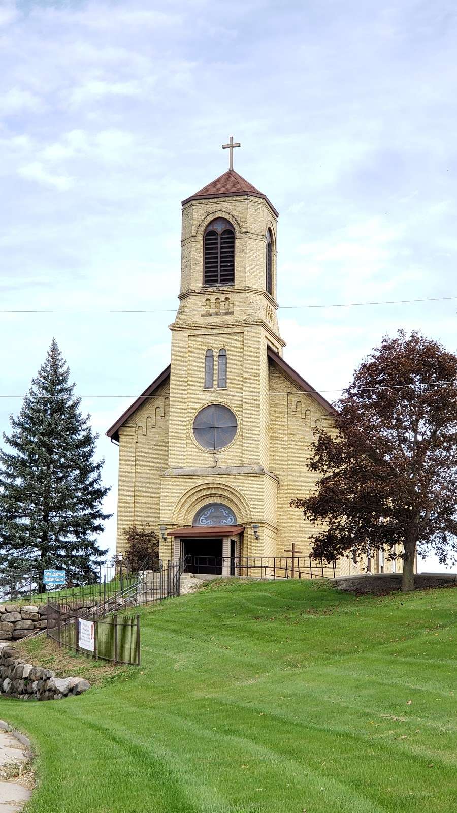 Saint Lawrence Catholic Church | W4791 US-18, Jefferson, WI 53549, USA