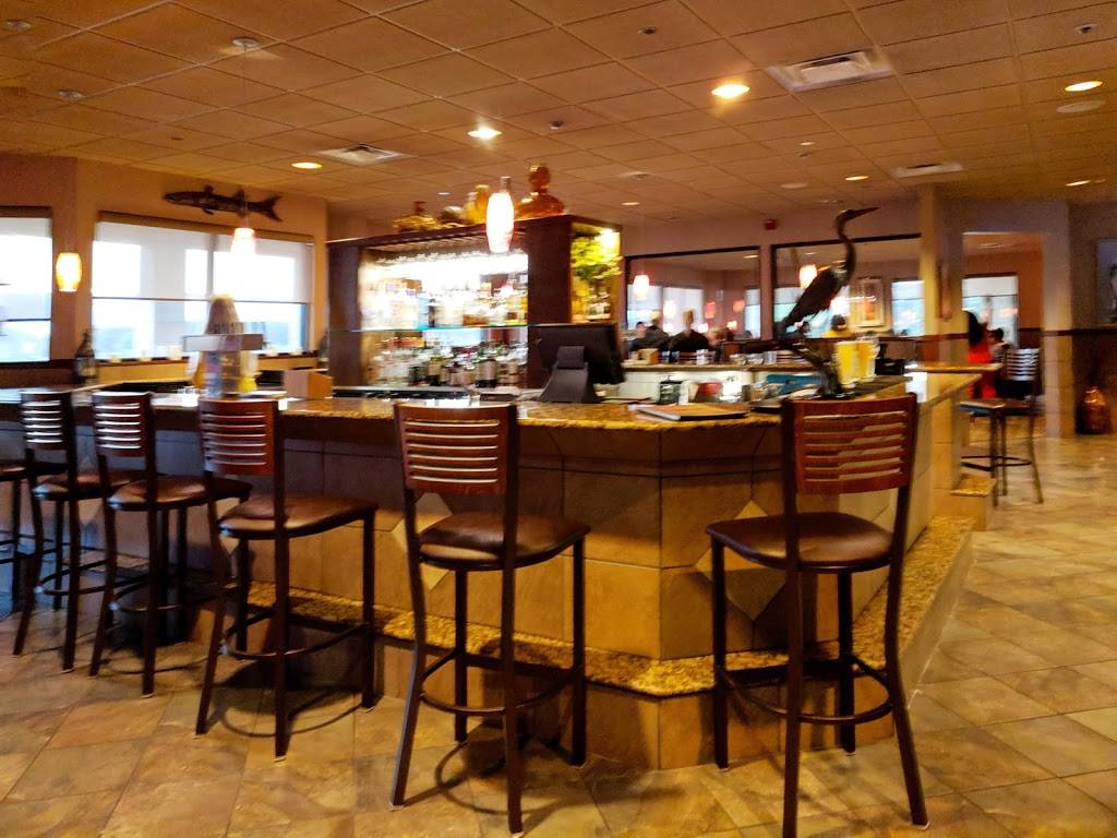 Amber Lantern Restaurant | 5532 Bainbridge Point, Chesapeake, VA 23320, USA | Phone: (757) 227-3057