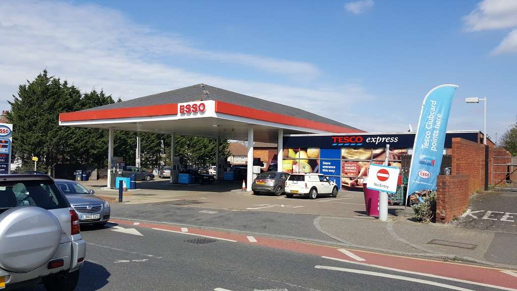 Tesco Esso Express | 50 Malden Rd, Sutton SM3 8HB, UK | Phone: 0345 677 9144