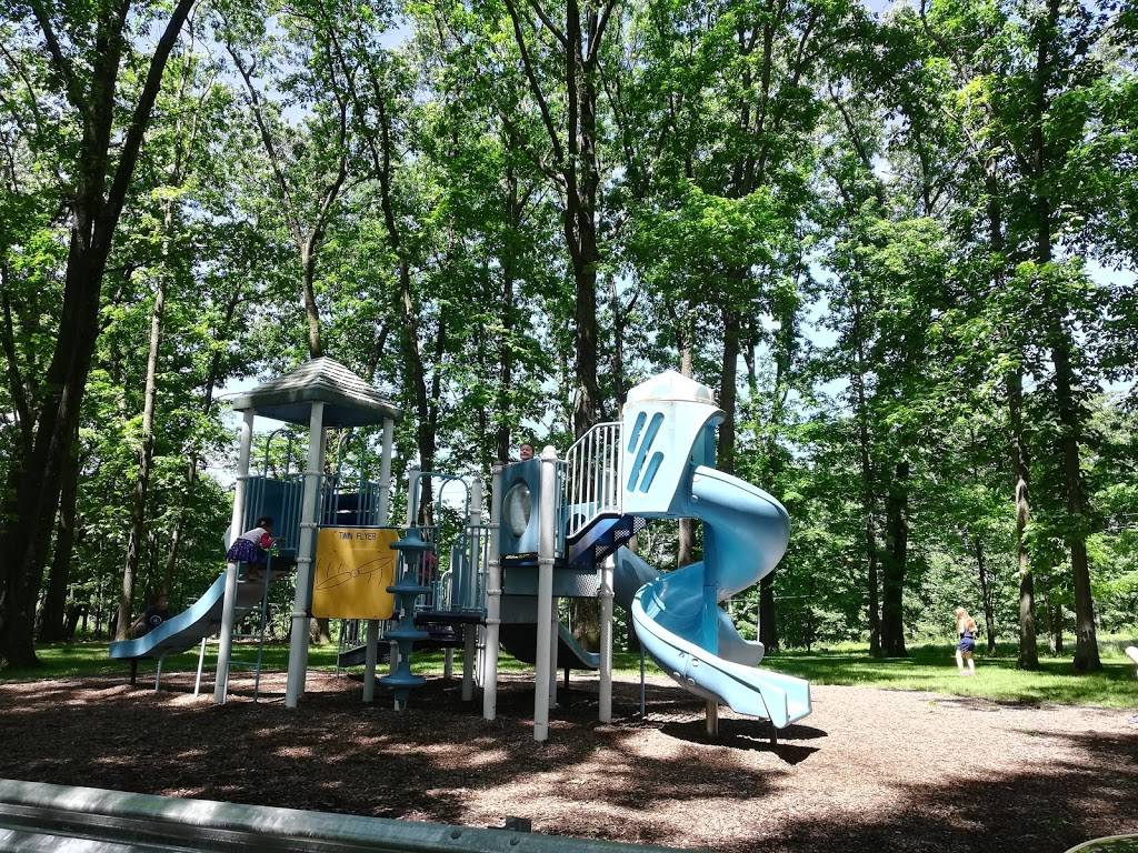 Ellen Hughes Park | 3225 Greenfield Rd, Glenshaw, PA 15116, USA | Phone: (412) 486-9700