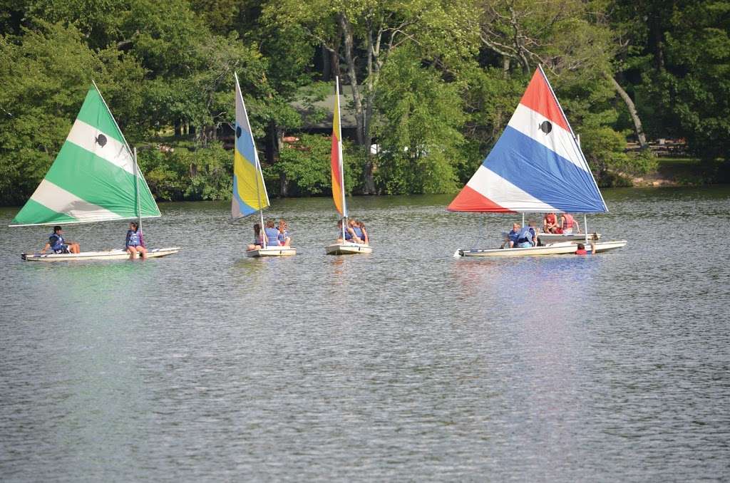 Fairview Lake YMCA Camps | 1035 Fairview Lake Rd, Newton, NJ 07860, USA | Phone: (800) 686-1166