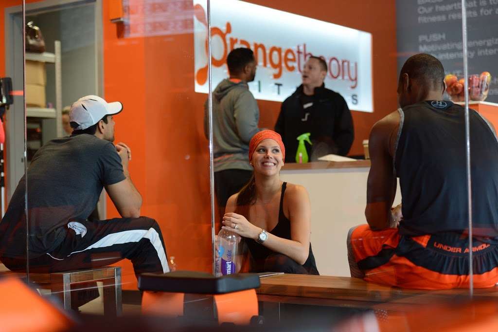 Orangetheory Fitness Lake Forest | 1050 N Western Ave, Lake Forest, IL 60045, USA | Phone: (847) 728-8700