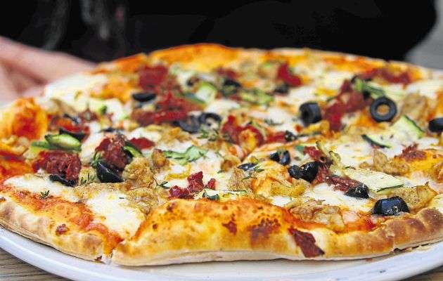 Mama Mia Pizza | 2337 Bath Ave, Brooklyn, NY 11214, USA | Phone: (718) 373-6356