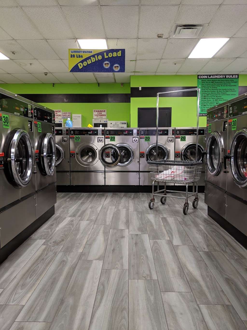 Laundry Station 247 | 19701 NW 37th Ave, Miami Gardens, FL 33056, USA | Phone: (305) 626-5931