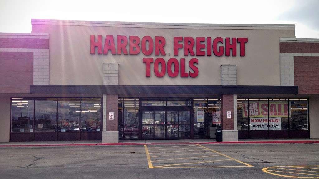 Harbor Freight Tools | 443 IL-59, Aurora, IL 60504, USA | Phone: (630) 820-5364