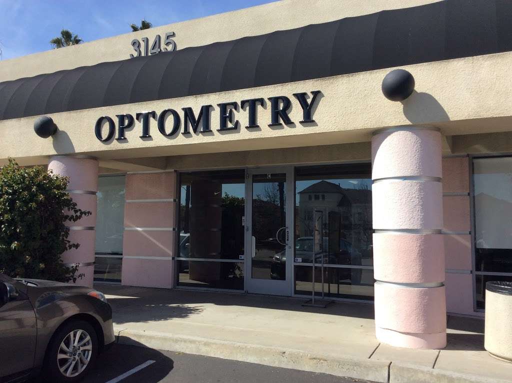 Midway Optometry: Michael Matthews, OD | 3145 Rosecrans St suite c, San Diego, CA 92110, USA | Phone: (619) 489-7241