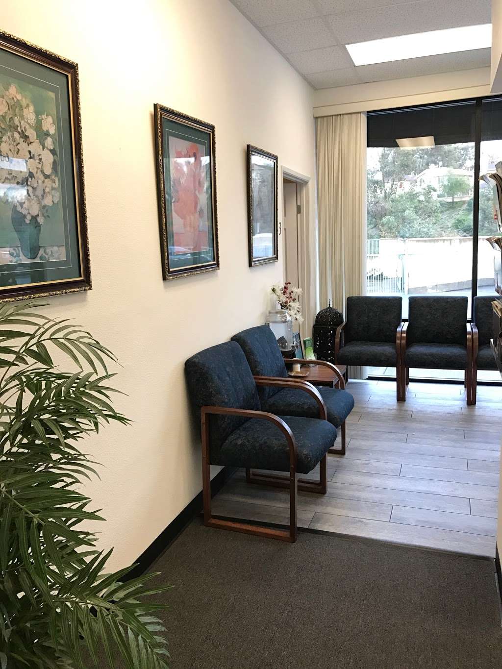 Perez Chiropractic | 2065 S Escondido Blvd #105, Escondido, CA 92025 | Phone: (760) 565-2225