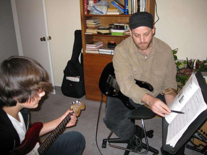 Valley Music Lessons by Cliff | 6378 Darby Pl, Reseda, CA 91335, USA | Phone: (818) 618-9379