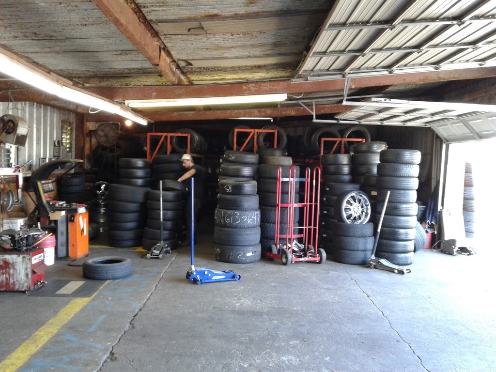 Dubz & Up Tire & Auto Center | 6700 NW 10th St, Oklahoma City, OK 73127, USA | Phone: (405) 603-2800