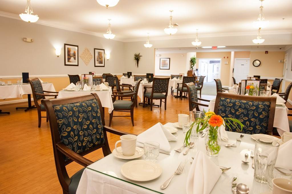 Commonwealth Senior Living at Kilmarnock | 460 S Main St, Kilmarnock, VA 22482 | Phone: (804) 435-9896