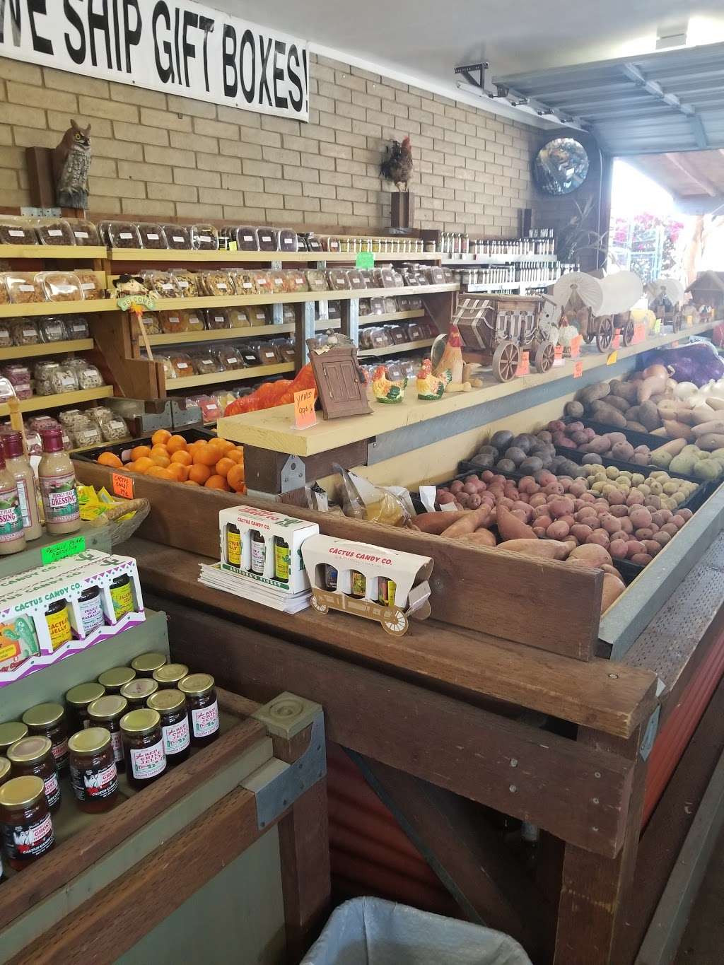 Summers Fruit Barn | 2760 E Baseline Rd, Phoenix, AZ 85042, USA | Phone: (602) 243-1408