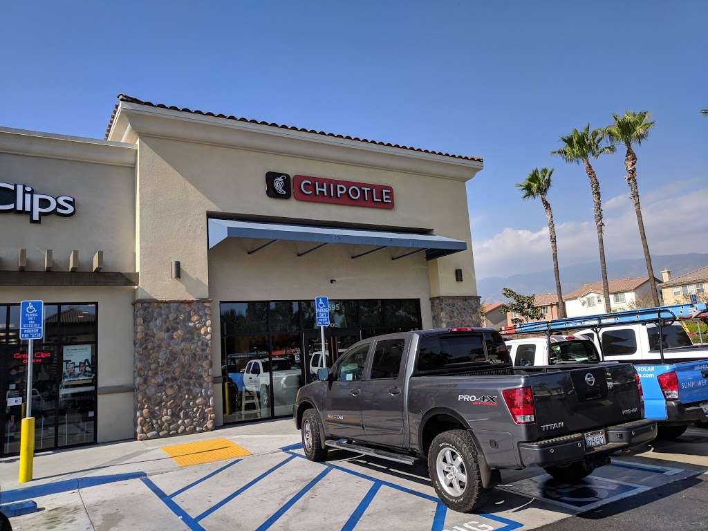 Chipotle Mexican Grill | 16595 Sierra Lakes Pkwy Ste 100, Fontana, CA 92336, USA | Phone: (909) 350-0054